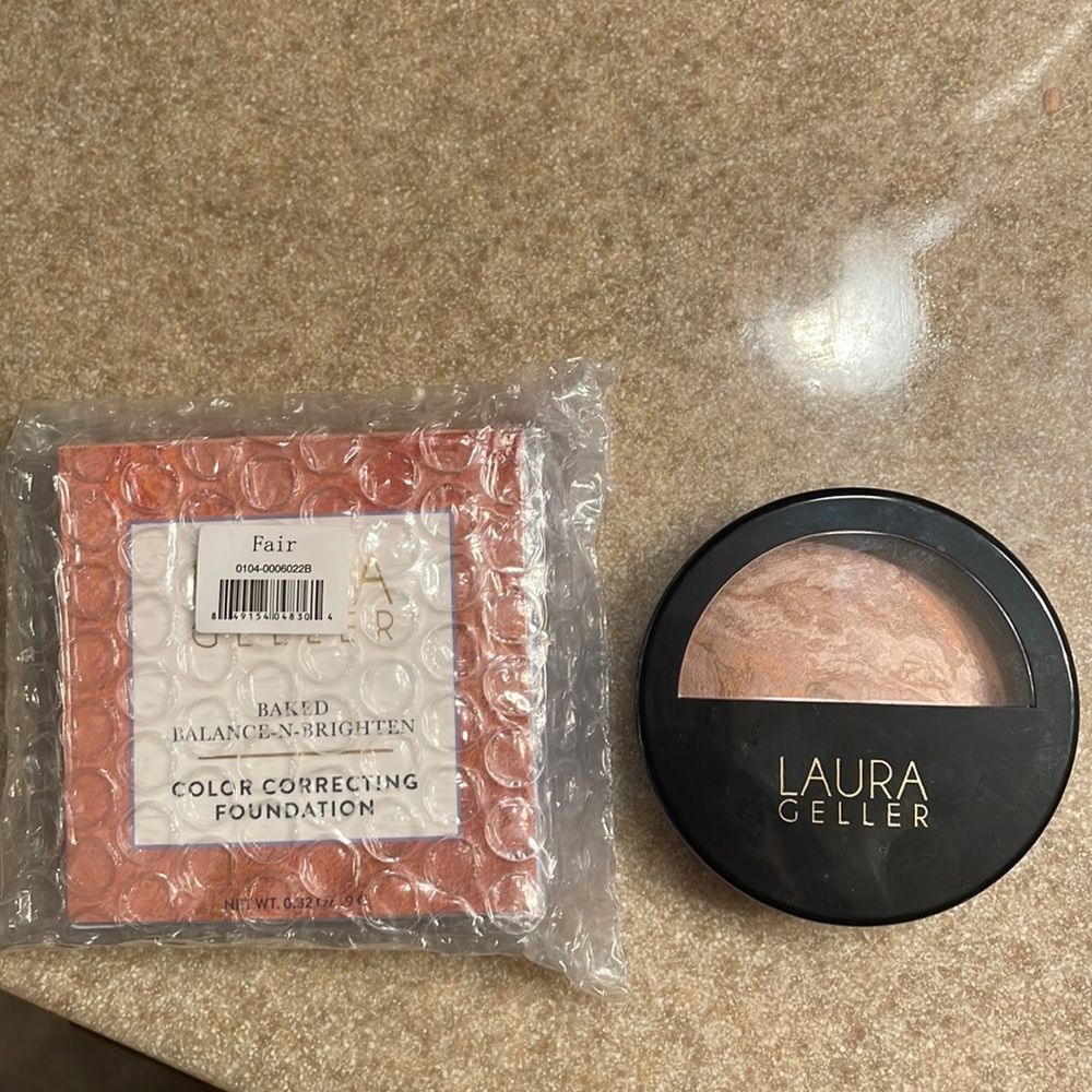 Laura Geller Baked Balance & Brighten Color Correcting Foundation in Fair NEW